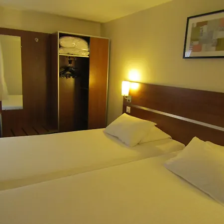 Hotel Comfort Aeroport Lyon St Exupery