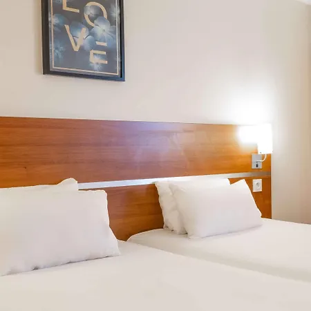Comfort Aeroport Lyon St Exupery Hotel