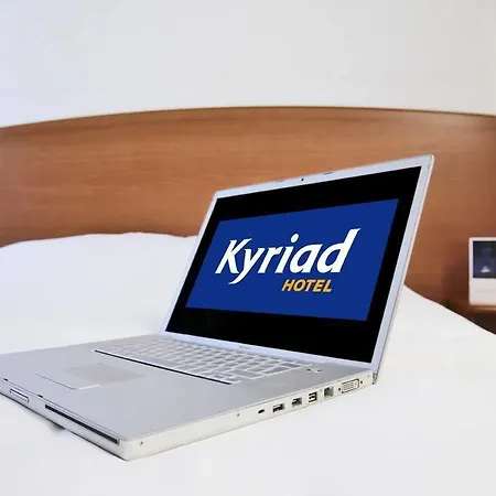 Comfort Aeroport Lyon St Exupery Hotel 3*