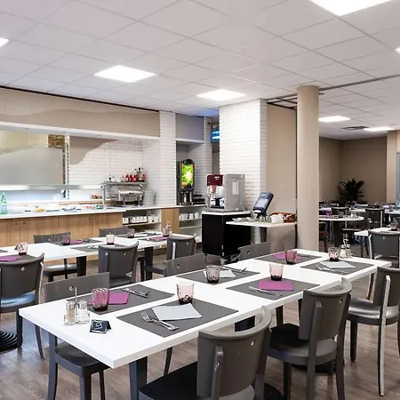 Comfort Aeroport Lyon St Exupery Hotel